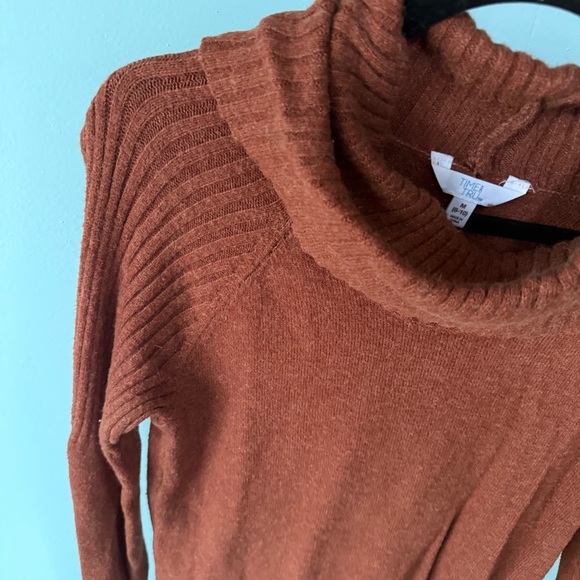 Time And Tru Cowel Neck Tunic Cozy Rust Sweater Size Medium - Picture 5 of 7